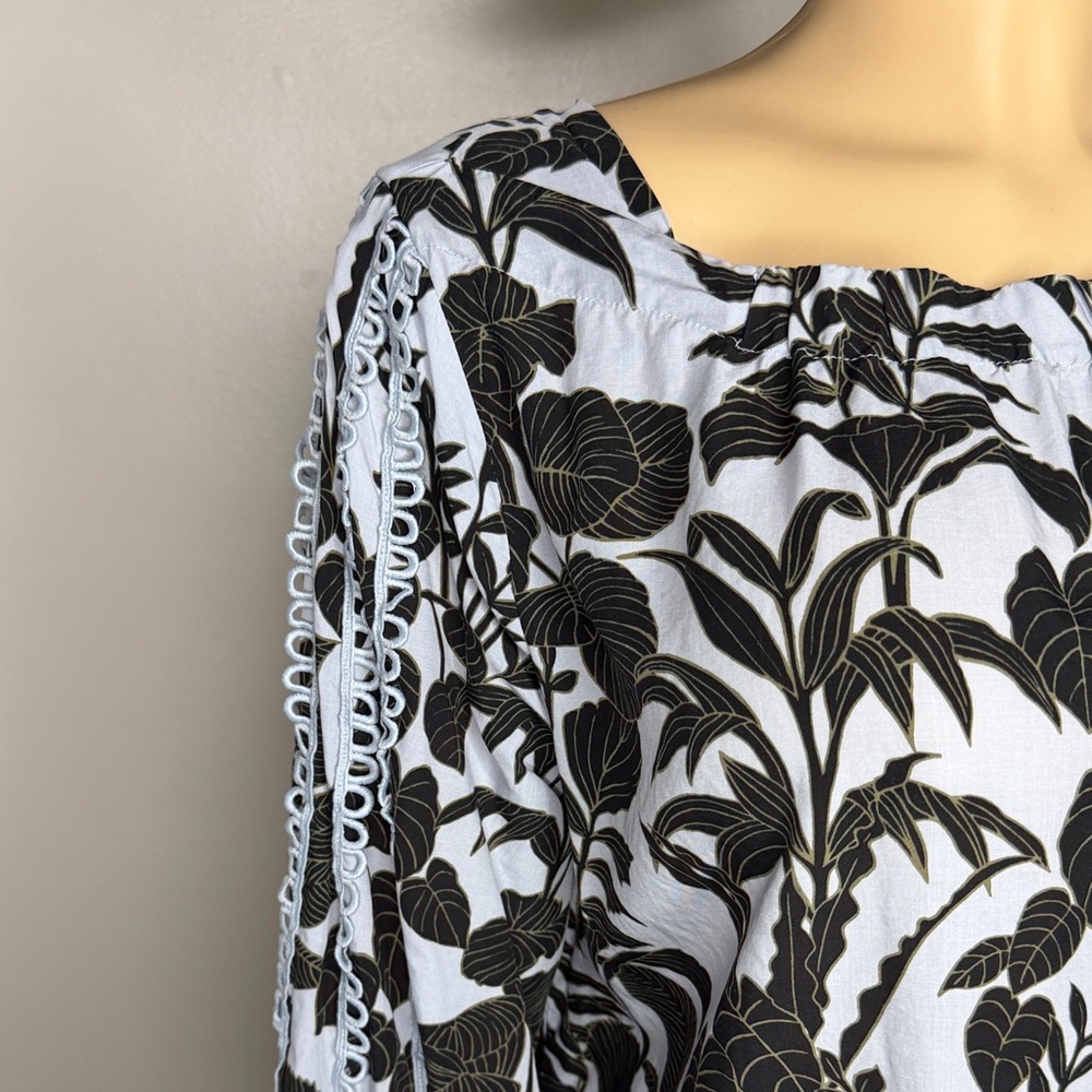 Ann Taylor Black and White Botanical Blouse - Picture 3 of 12